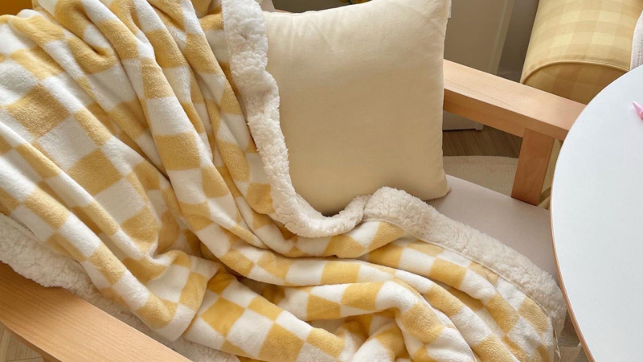 プレゼントにも!メンズにおすすめのおしゃれブランケット8選 - kocol