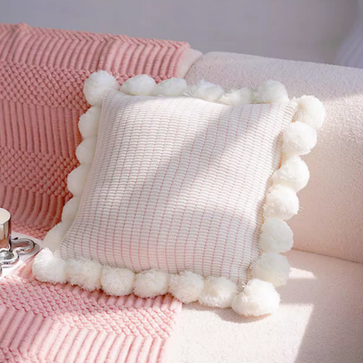 ニットタッセルクッション kocol