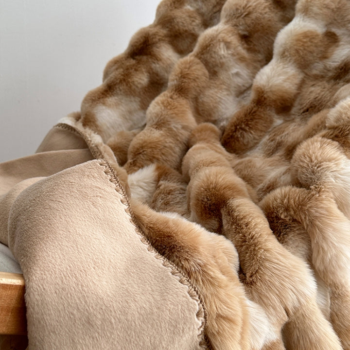 Fluffy imitation fur blanket