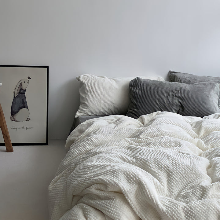 Soft and warm waffle milk fleece bedding set