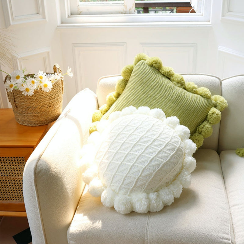 ニットタッセルクッション kocol