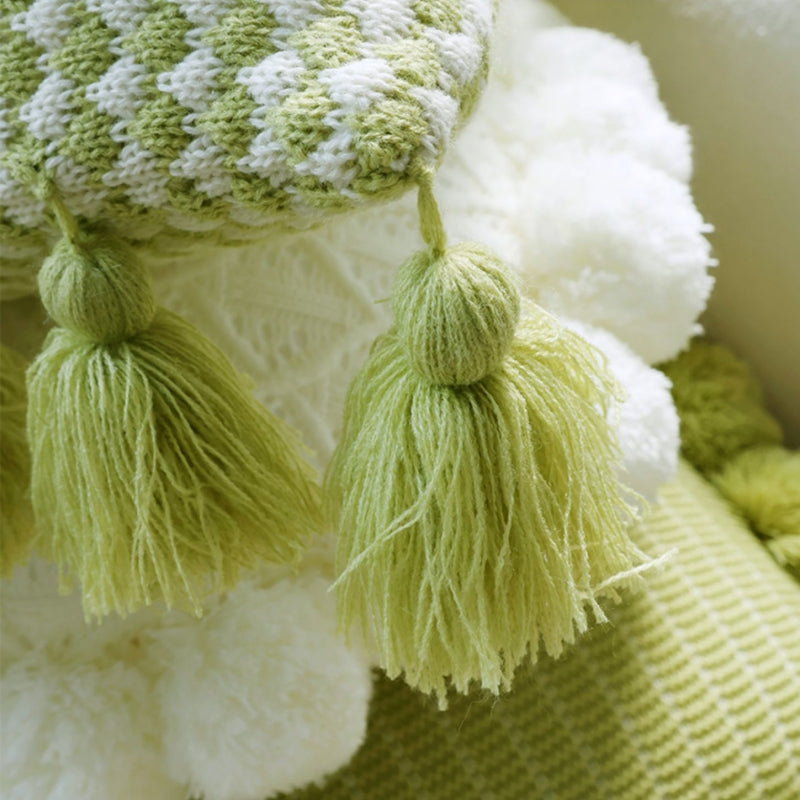 ニットタッセルクッション kocol