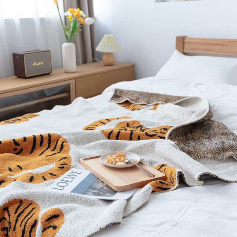 ゆるタイガーイラストブランケット kocol