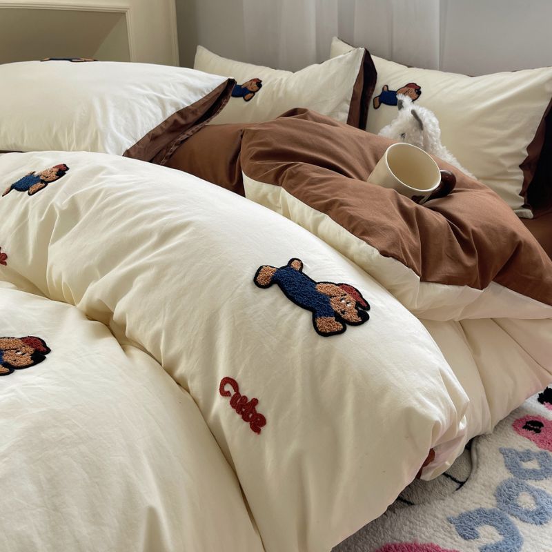 Dachshund Embroidery Bedding Set