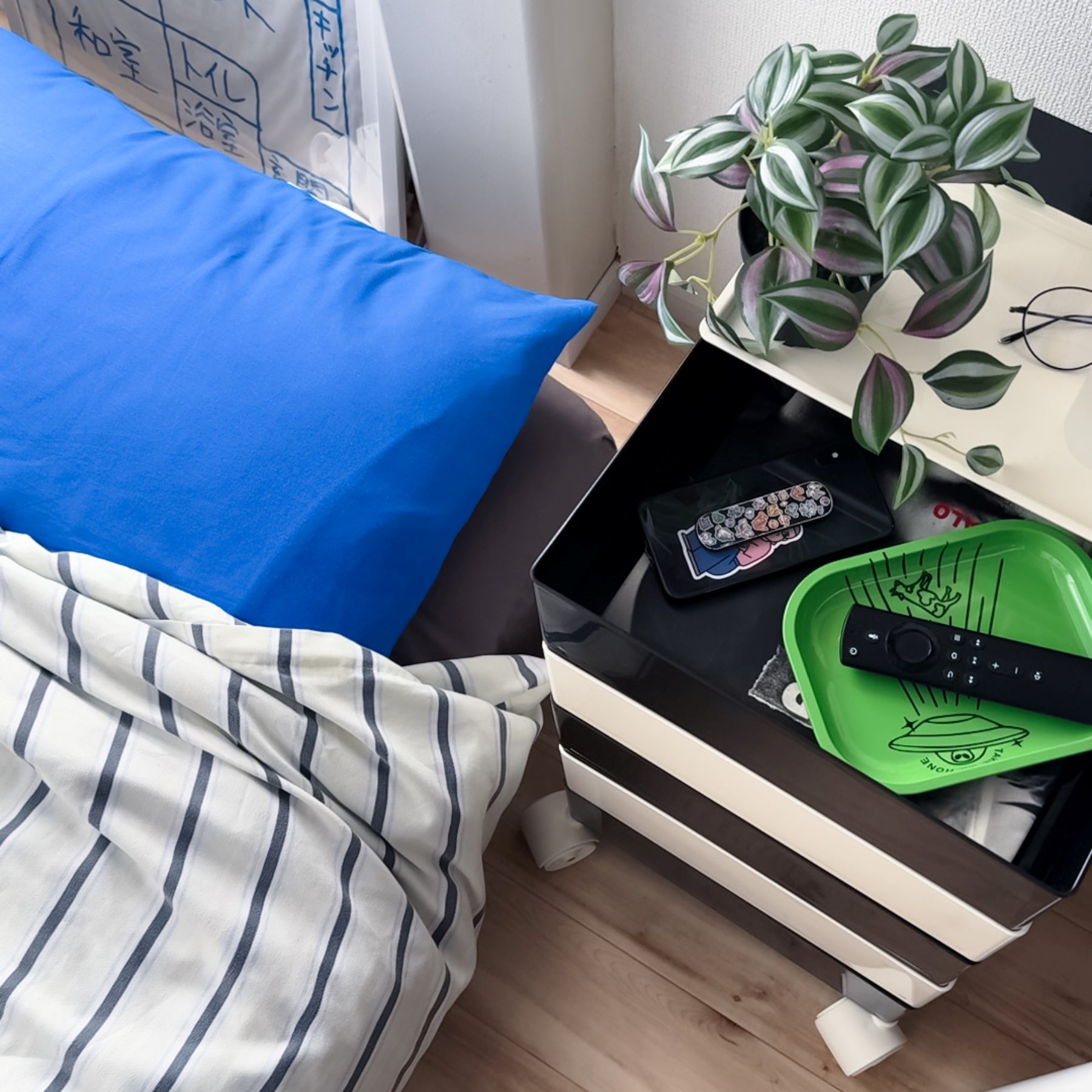 360°回転カラフルコンテナデスクワゴン kocol