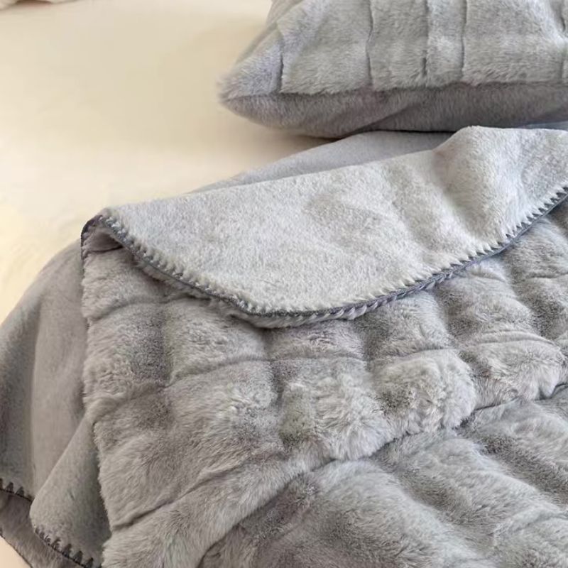 ふわふわスクエアパターンフリースブランケット 