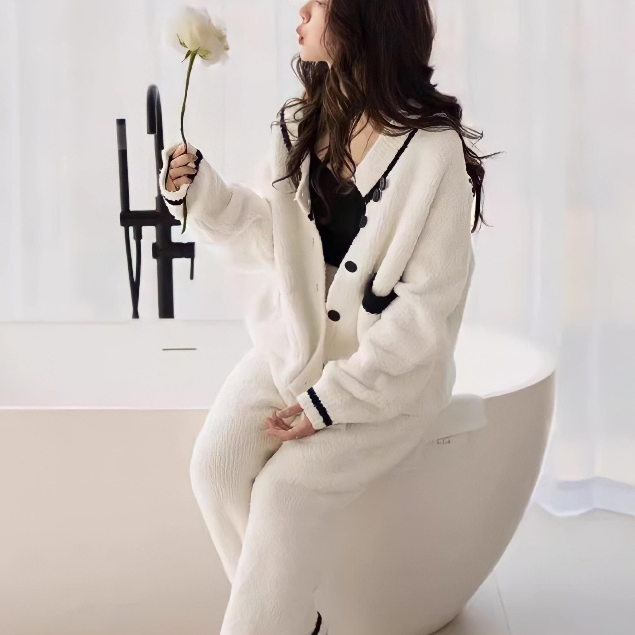 ふわもこブラックラインルームウェア