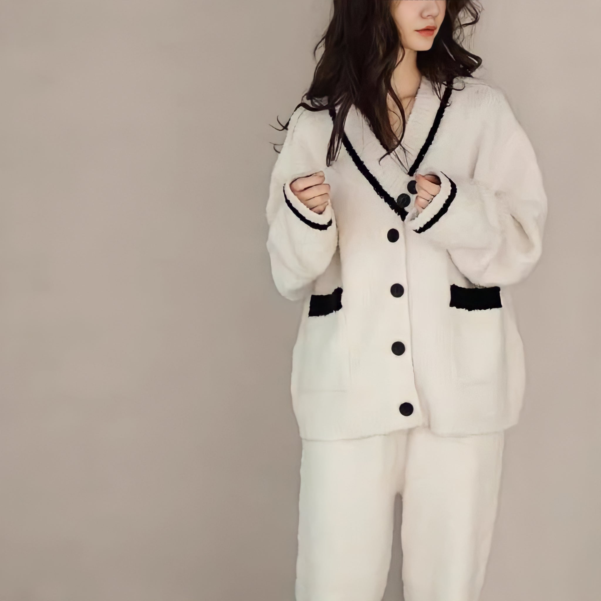 ふわもこブラックラインルームウェア