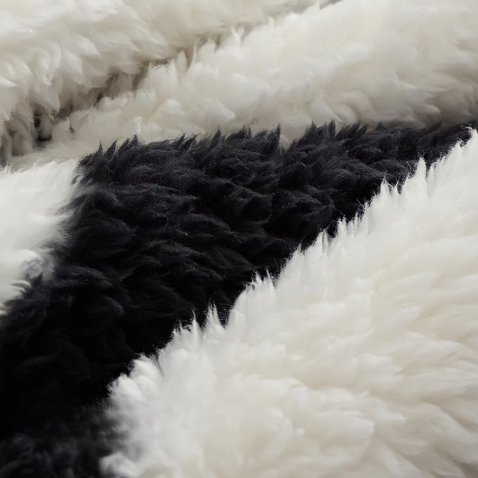 ヘビーふわもこボーダールームウェア