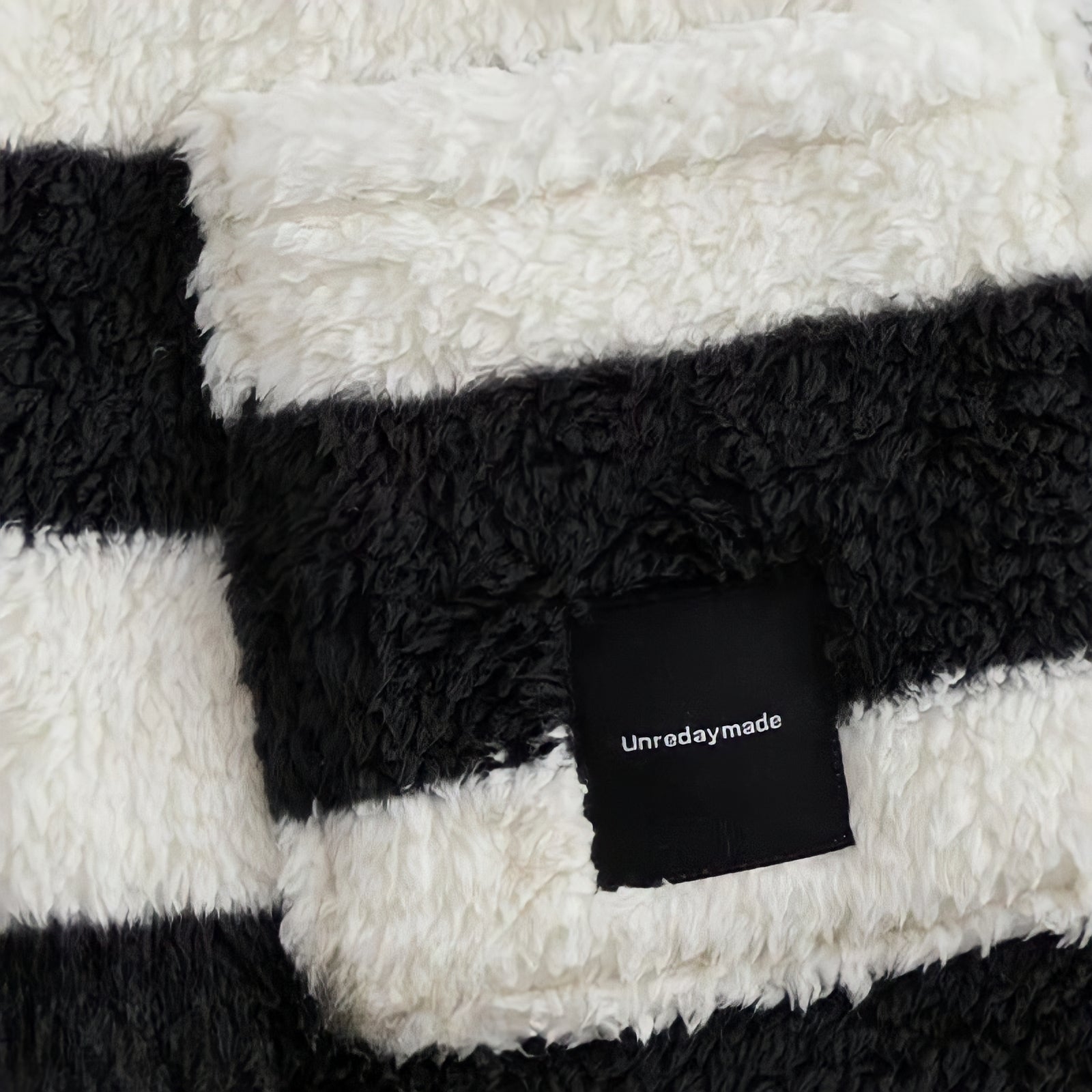 ヘビーふわもこボーダールームウェア