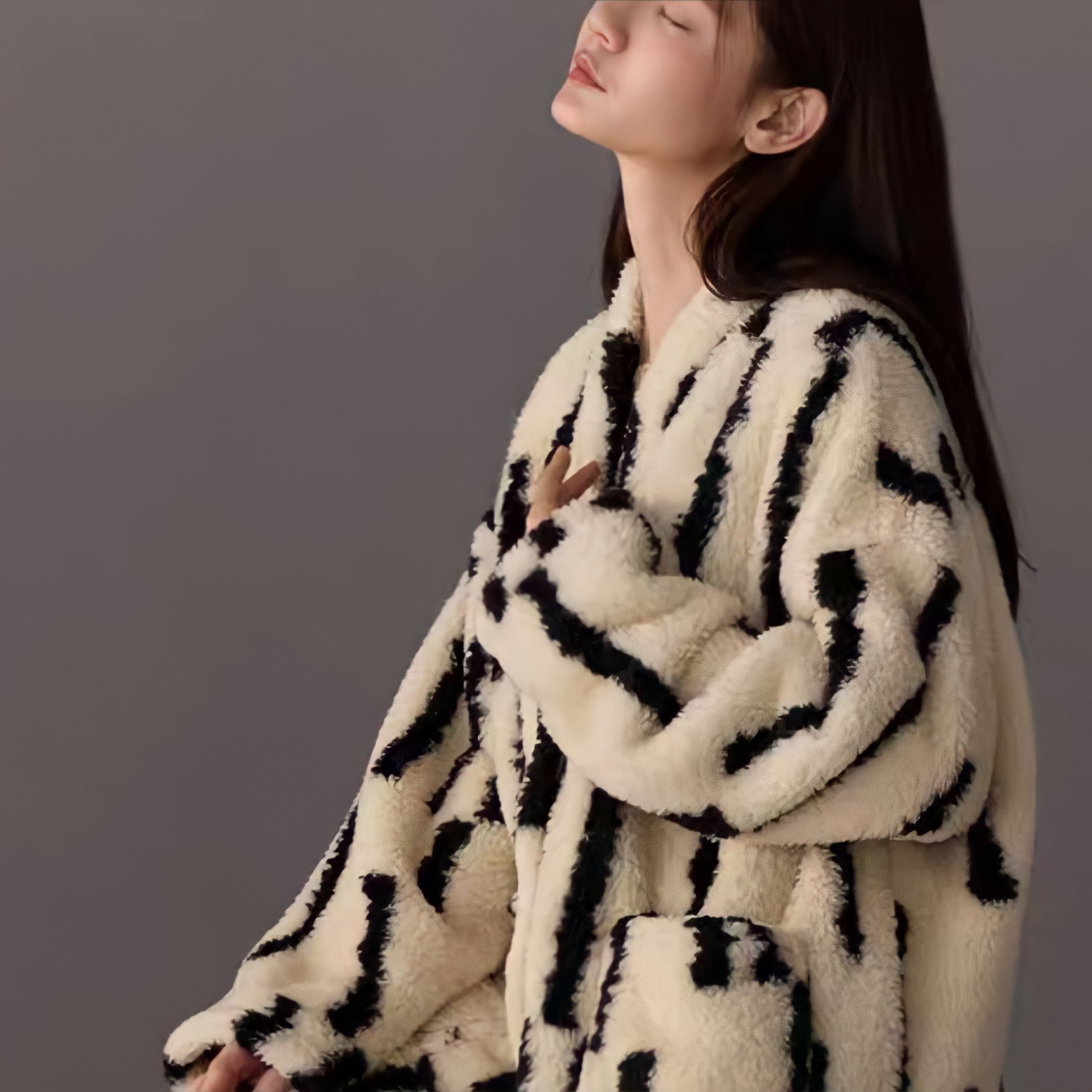 ヘビーふわもこストライプルームウェア