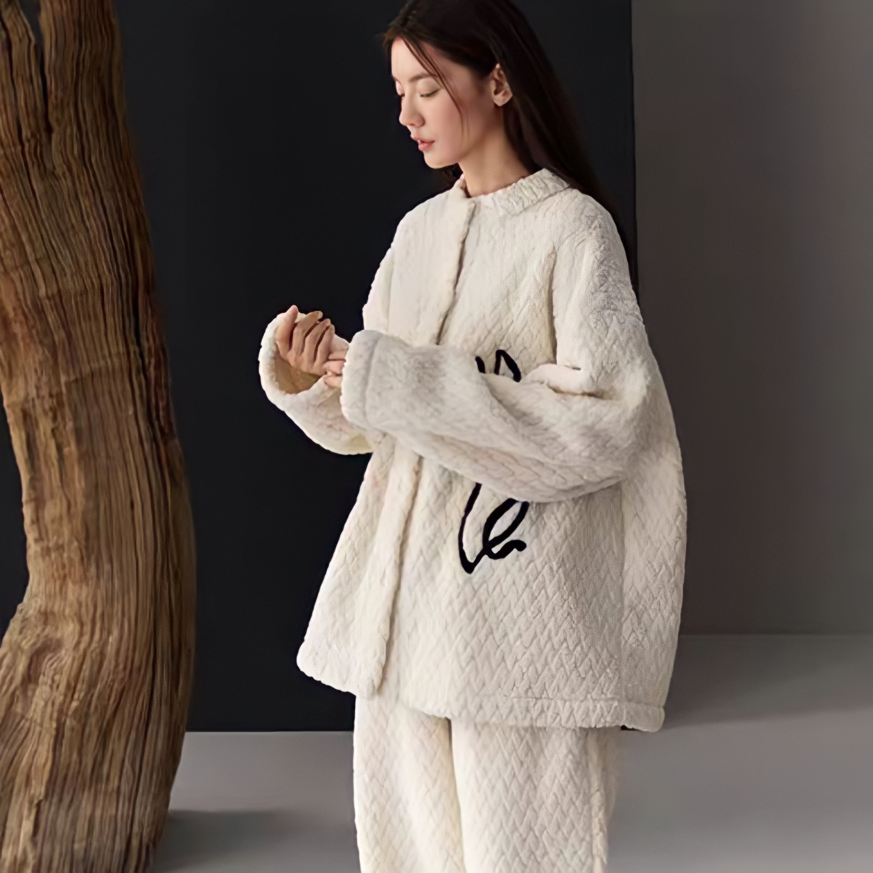 ふわもこフラワー刺繍ルームウェア