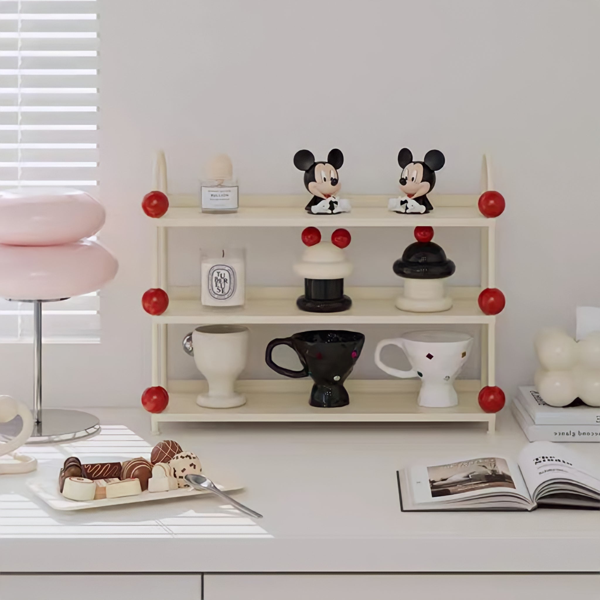 Creamy Color Candy Ball Shelf