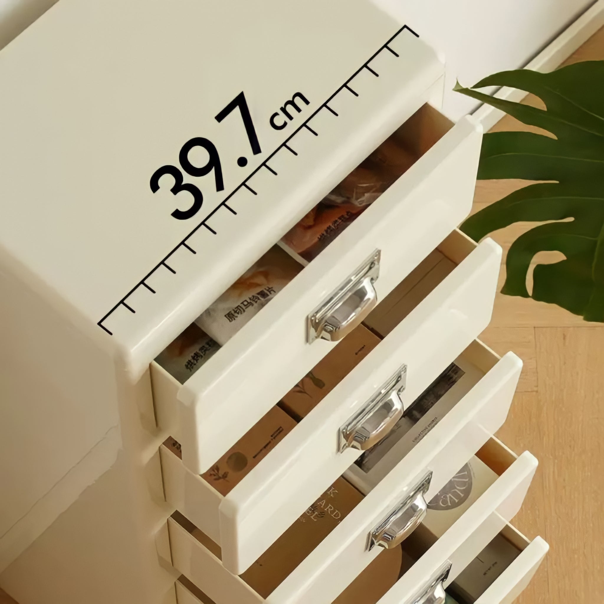 Retro modern cabinet