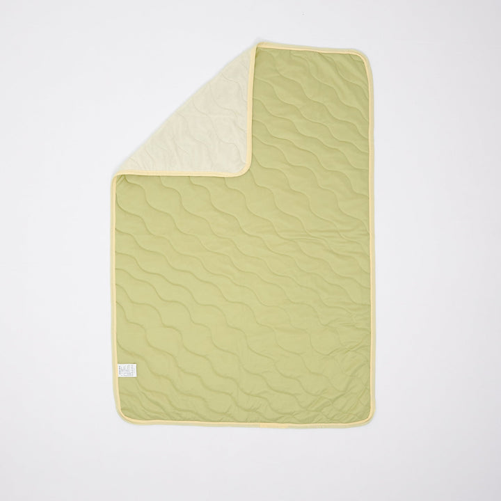 Double Color Cool Quilt Green Custard