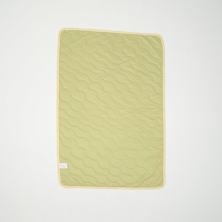 Double Color Cool Quilt Green Custard