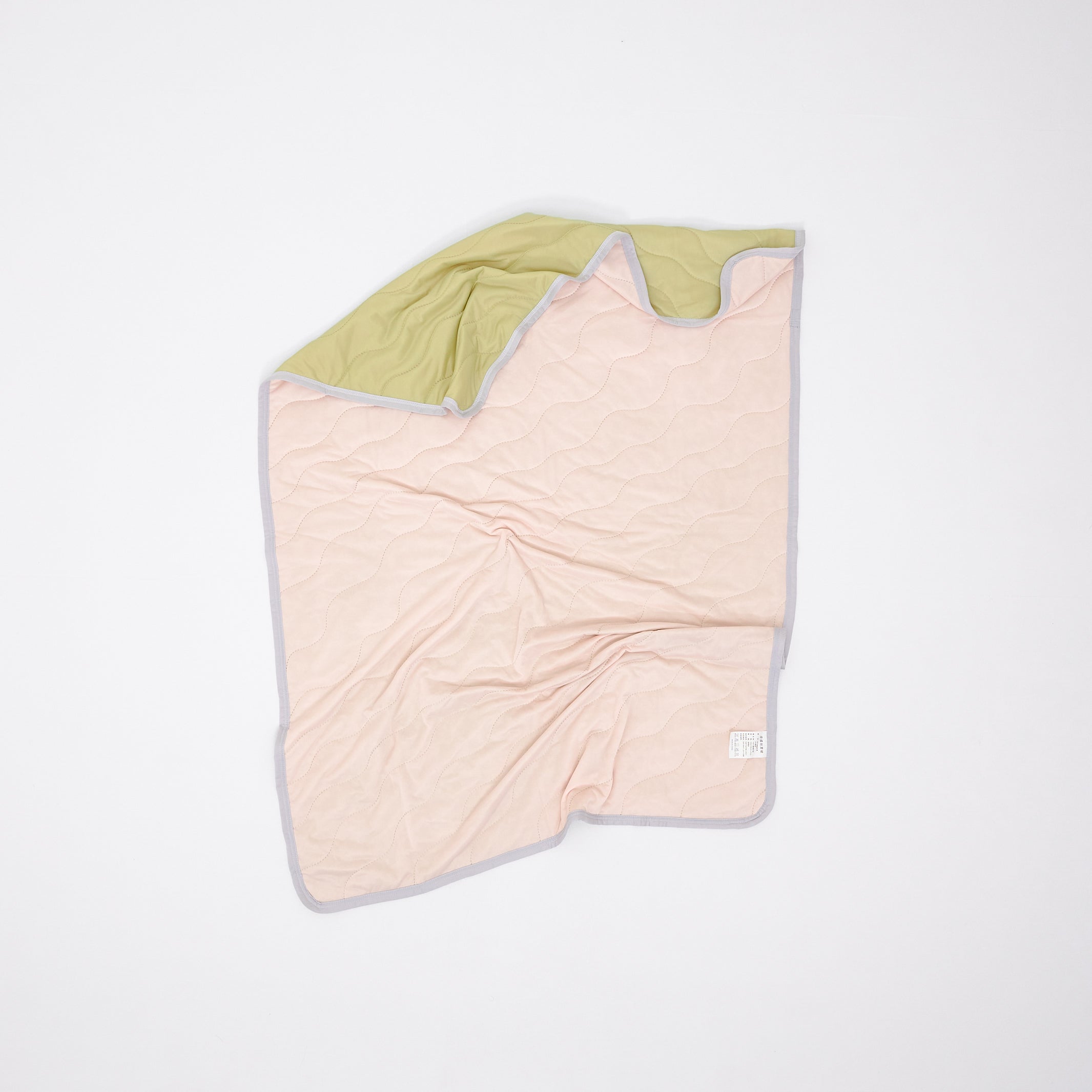 Double color cooling quilt pink fruit green