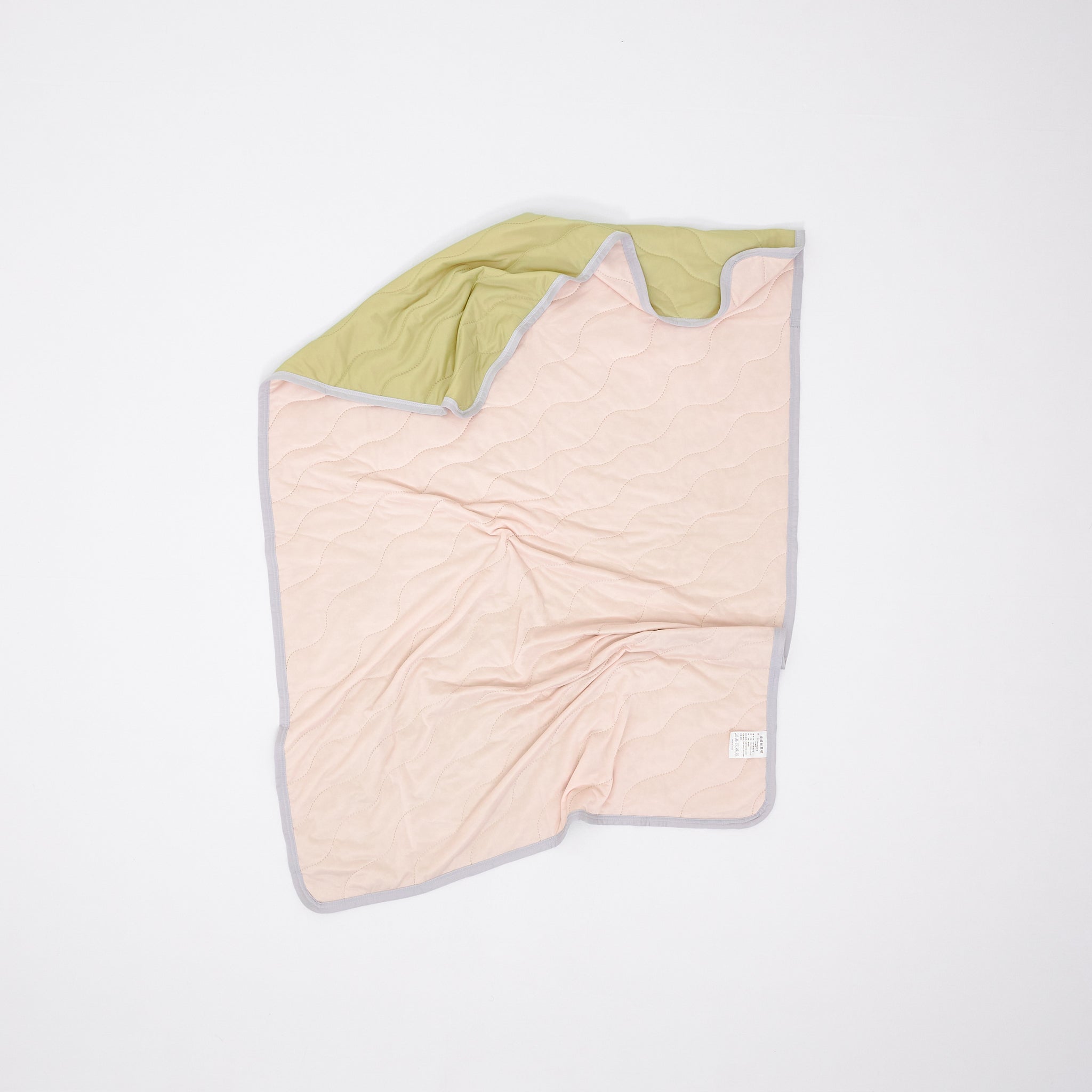 Double color cooling quilt pink fruit green