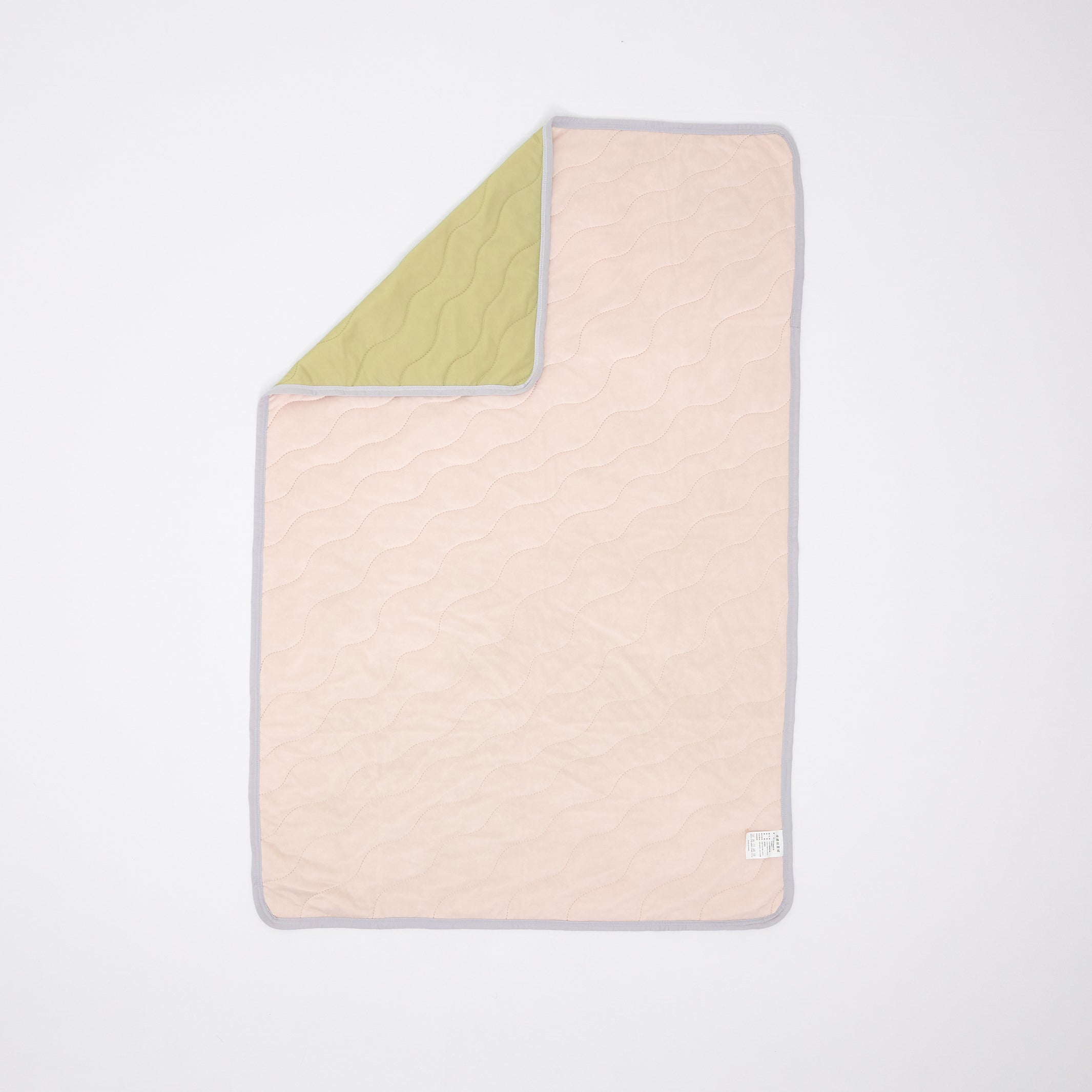 Double color cooling quilt pink fruit green