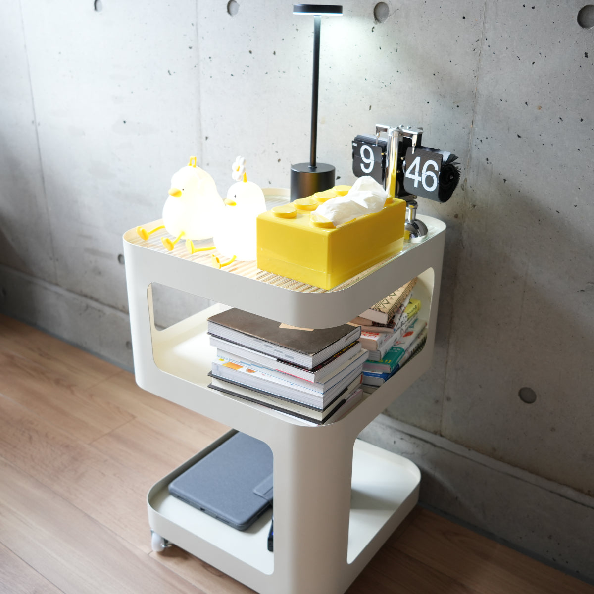 可動式スクエアサイド収納テーブル kocol