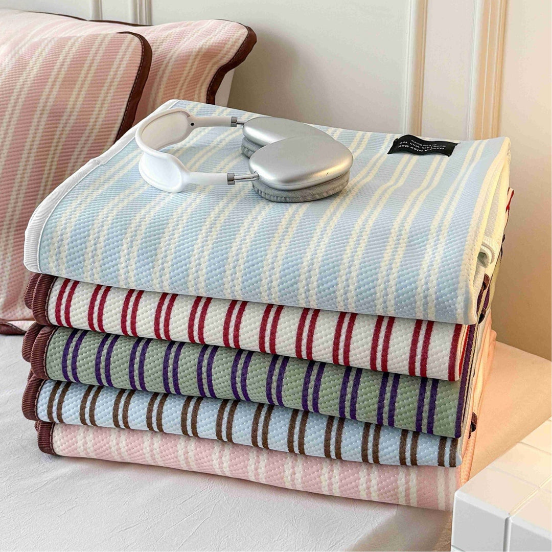 Modern Stripe Cool Pad Brown
