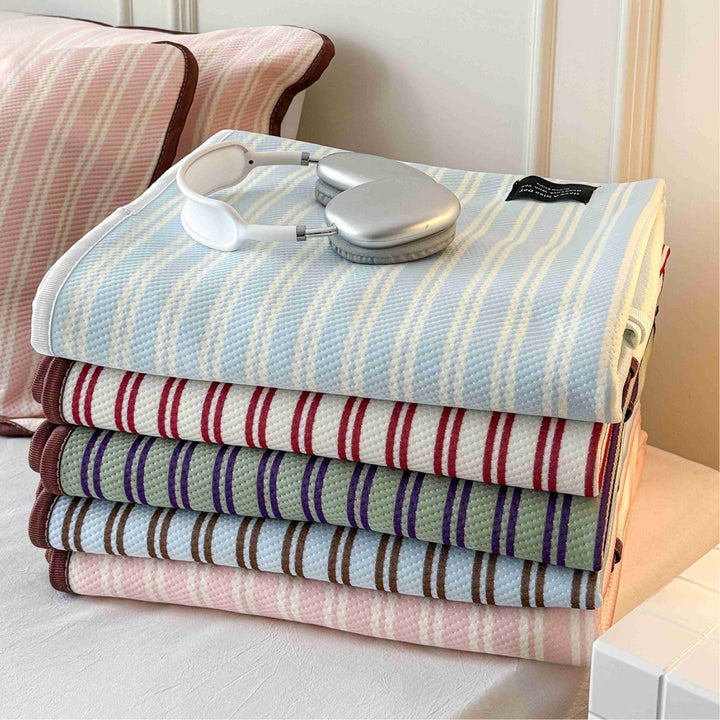 Modern Stripe Cool Pad Brown