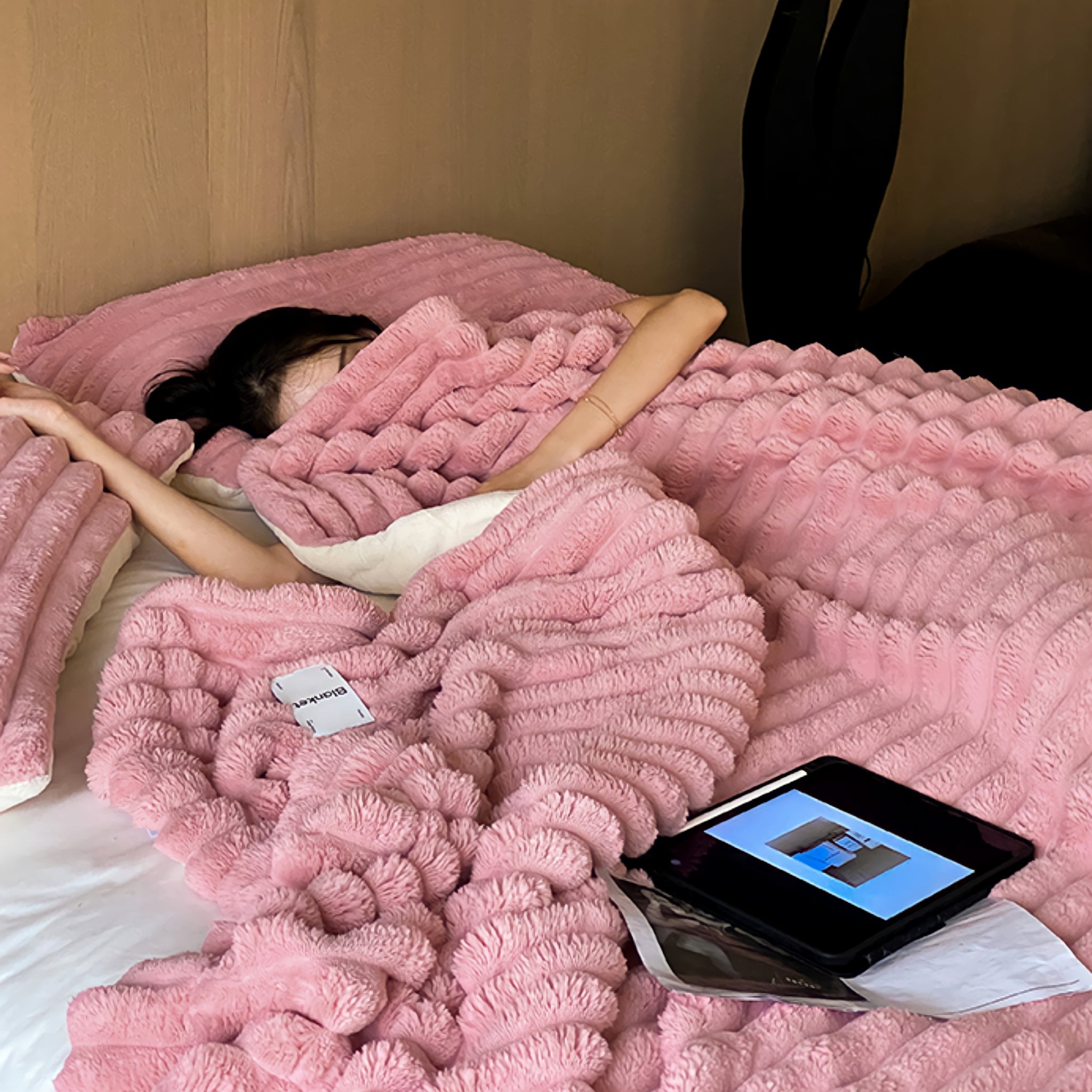 Colorful fluffy blanket 