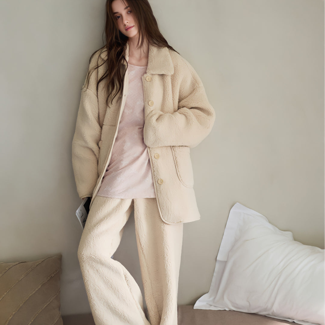 Fluffy boa loungewear with collar