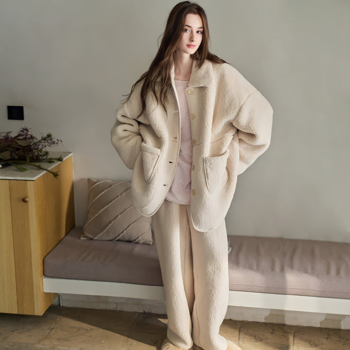 Fluffy boa loungewear with collar