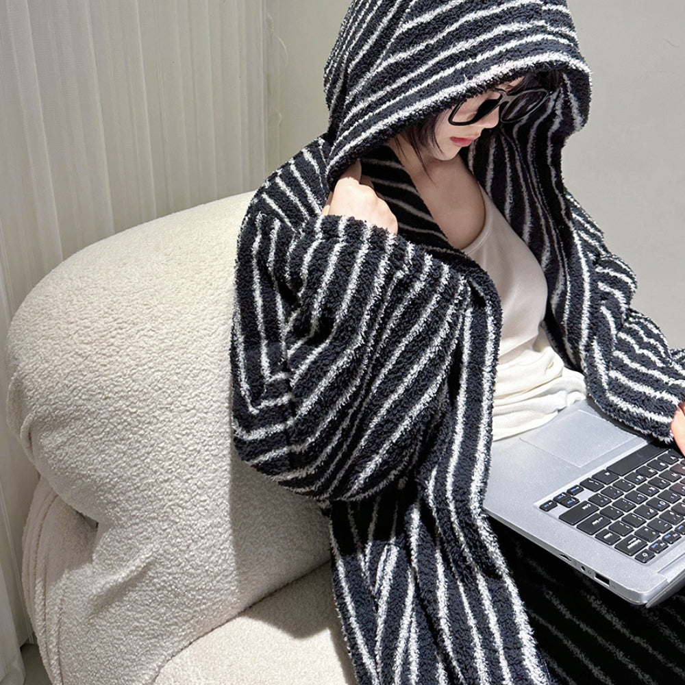 ストライプパターンふわもこローブセット ブラックロング