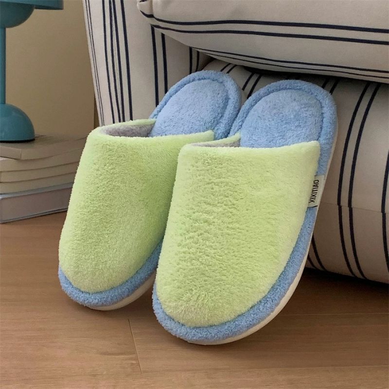 マカロンカラーふわふわスリッパ