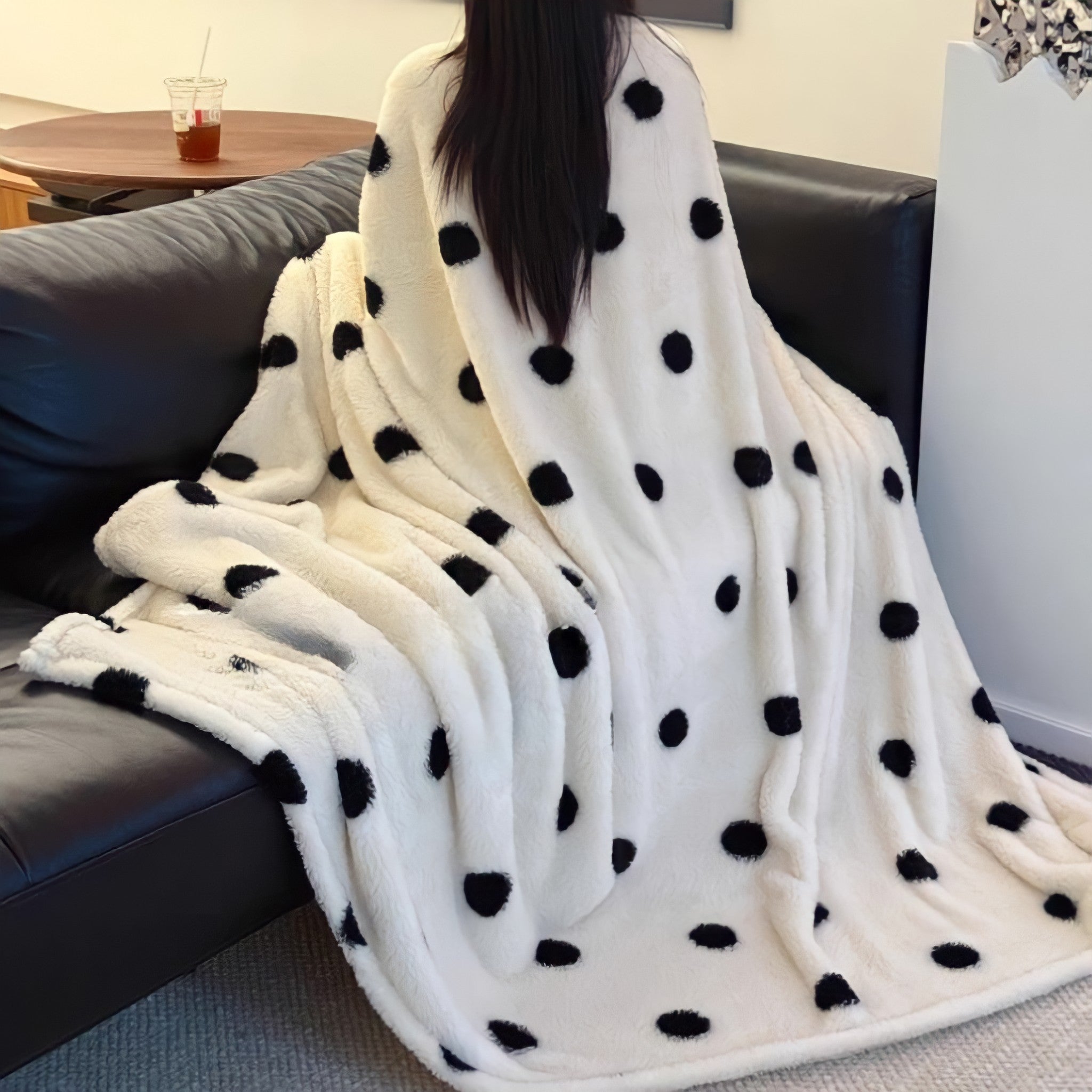 White Dot Fleece Blanket