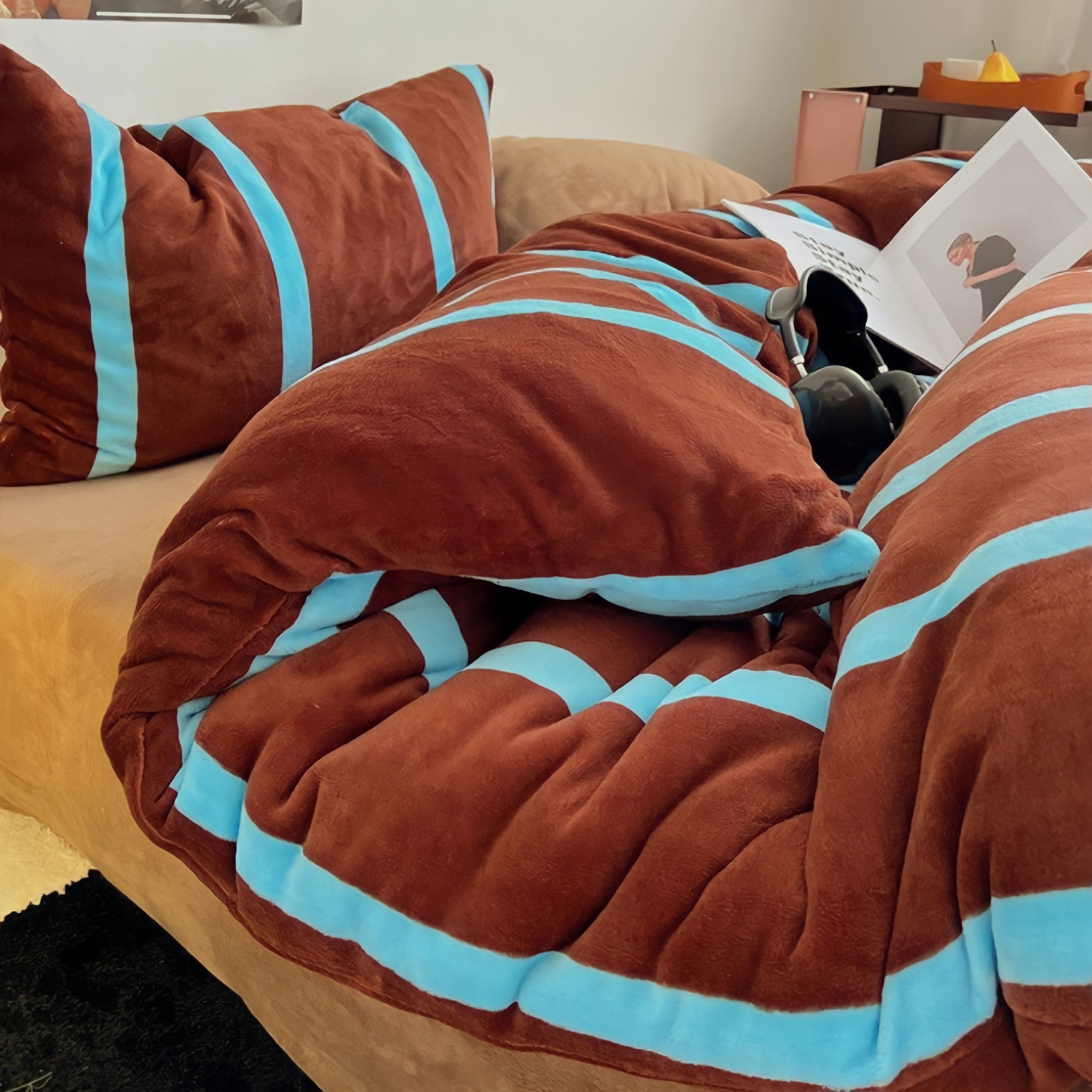 Striped Milk Fleece Bedding Set, Caramel