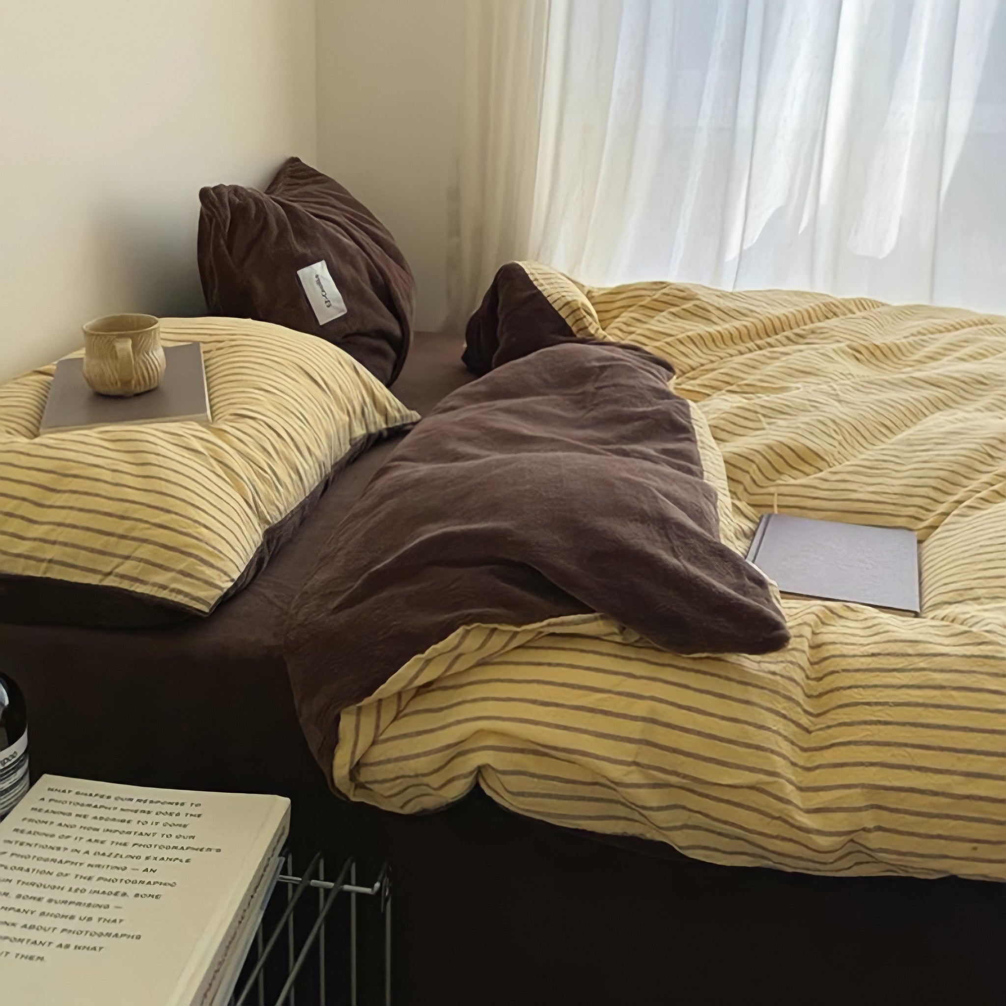 Retro Striped Fleece Bedding Set in Yellow Coffee