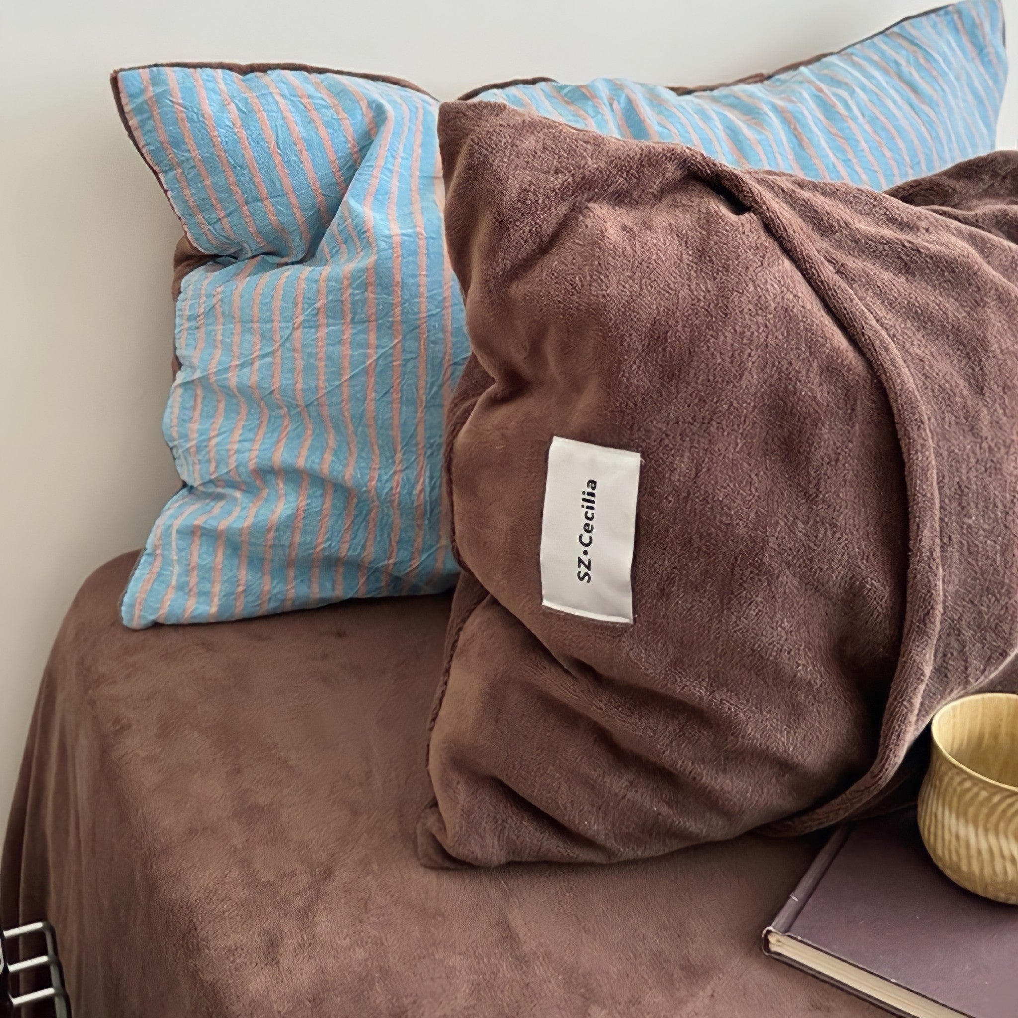 Retro Striped Fleece Bedding Set in Blue Coffee