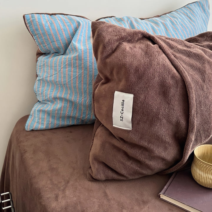 Retro Striped Fleece Bedding Set in Blue Coffee