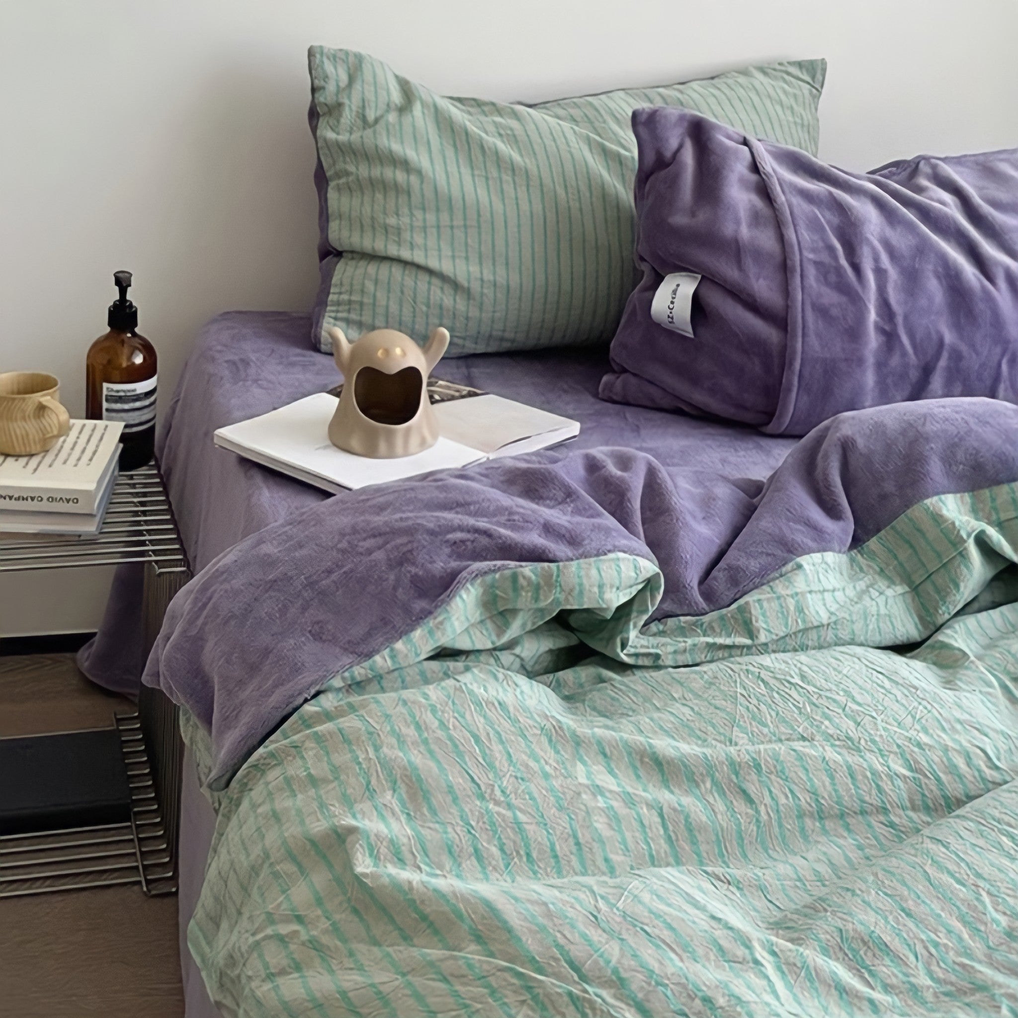 Retro Striped Fleece Bedding Set in Green Purple