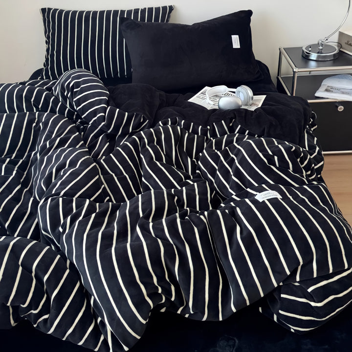 Pinstripe Fleece Bedding Set, Black
