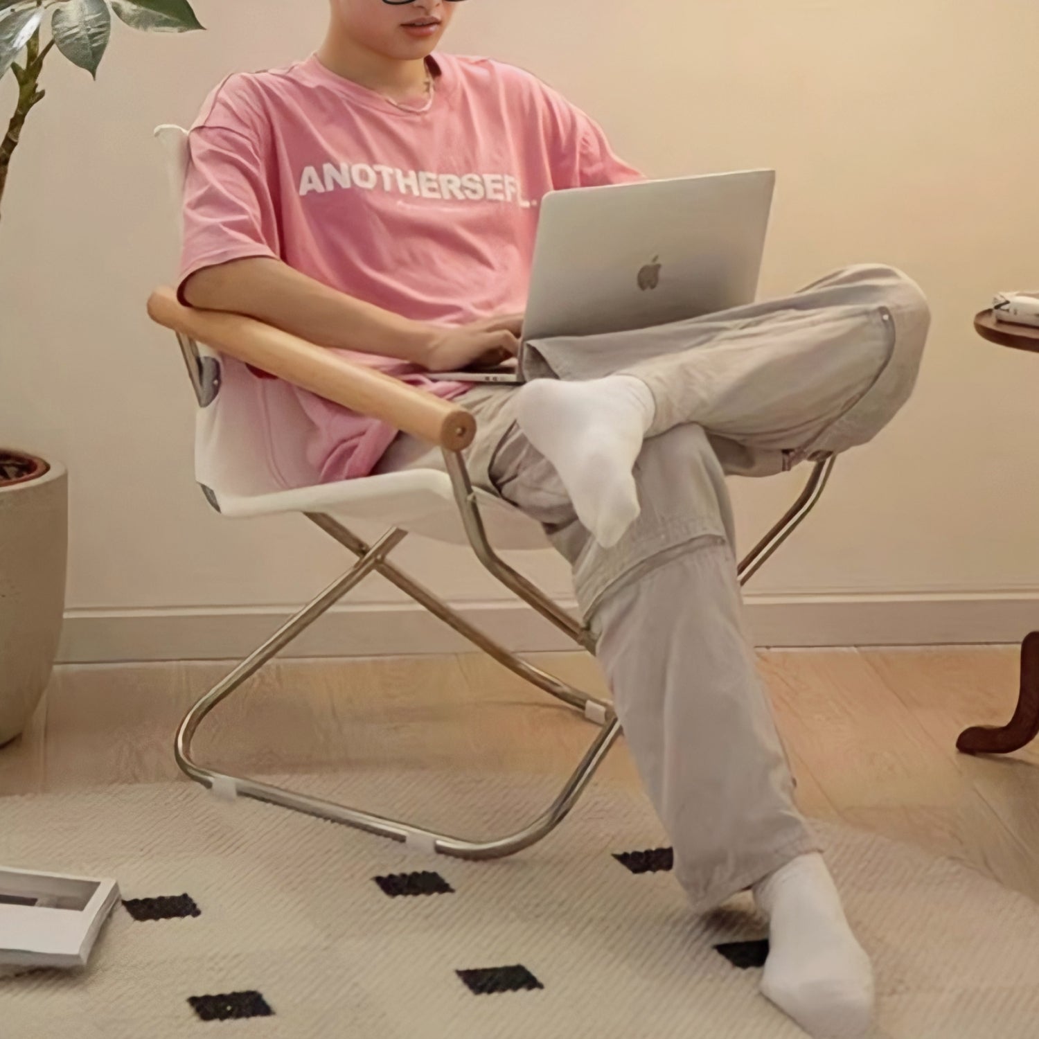 折りたたみリラックスチェア