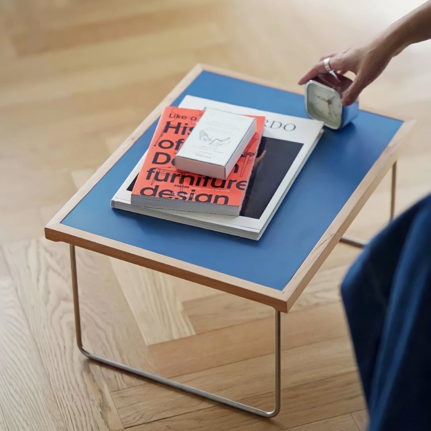 カラーミニテーブル