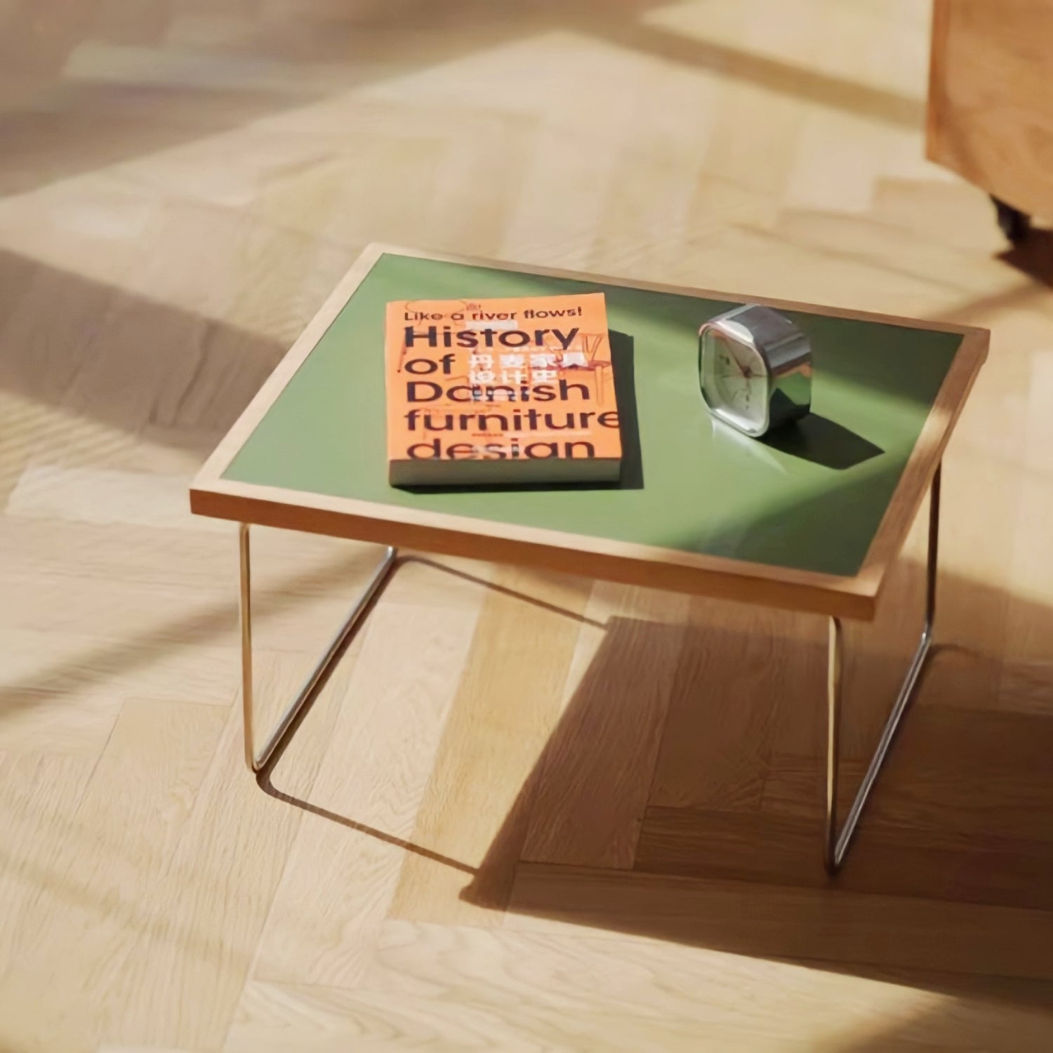 カラーミニテーブル