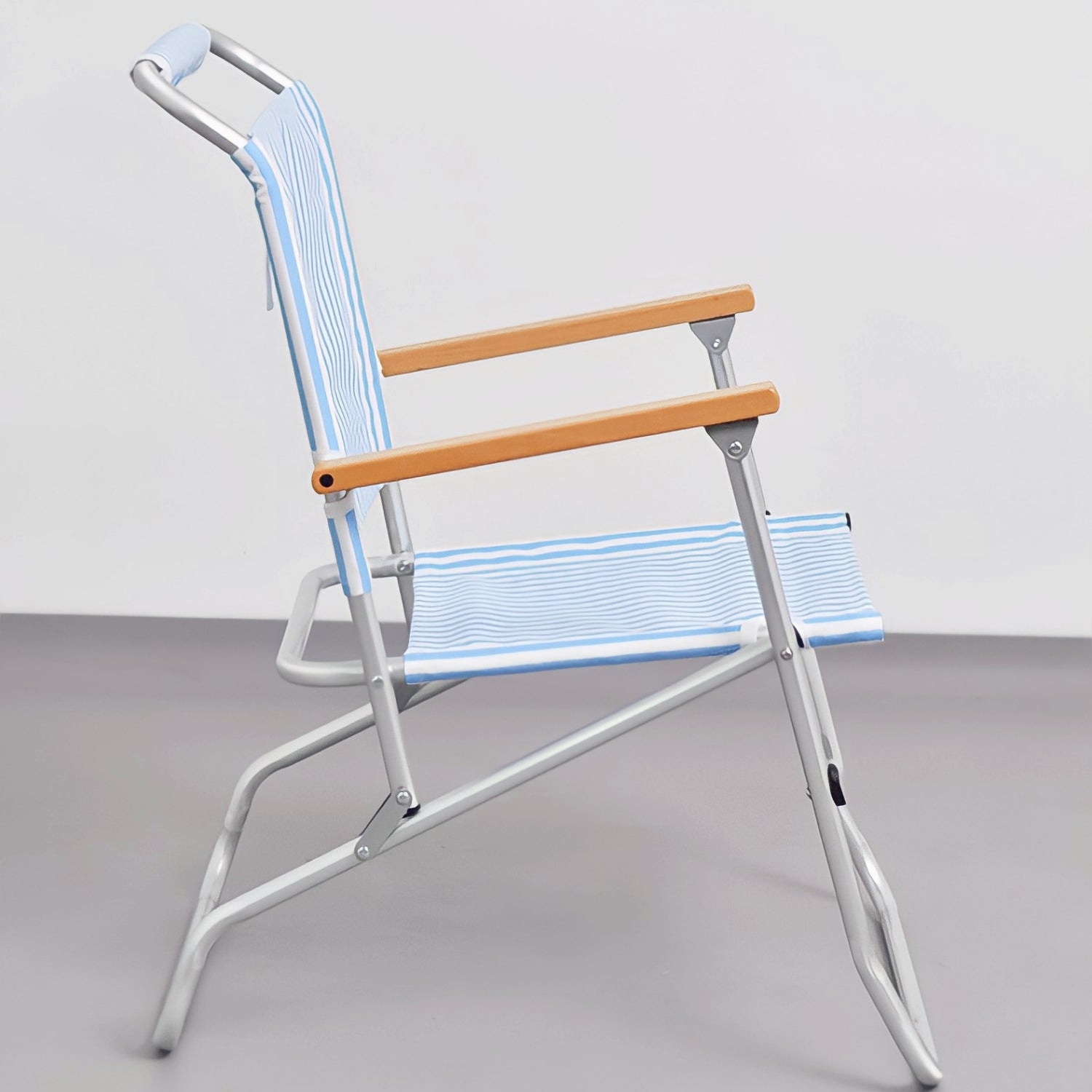 折りたたみストライプ柄レジャーチェア