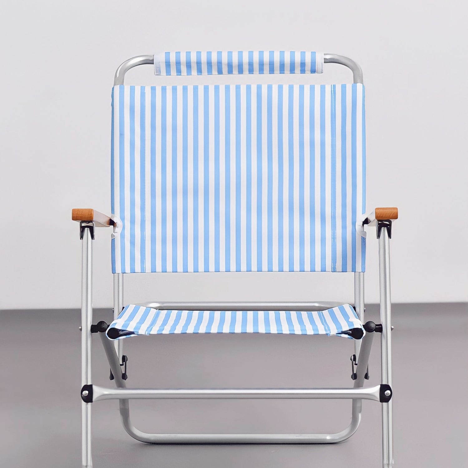折りたたみストライプ柄レジャーチェア