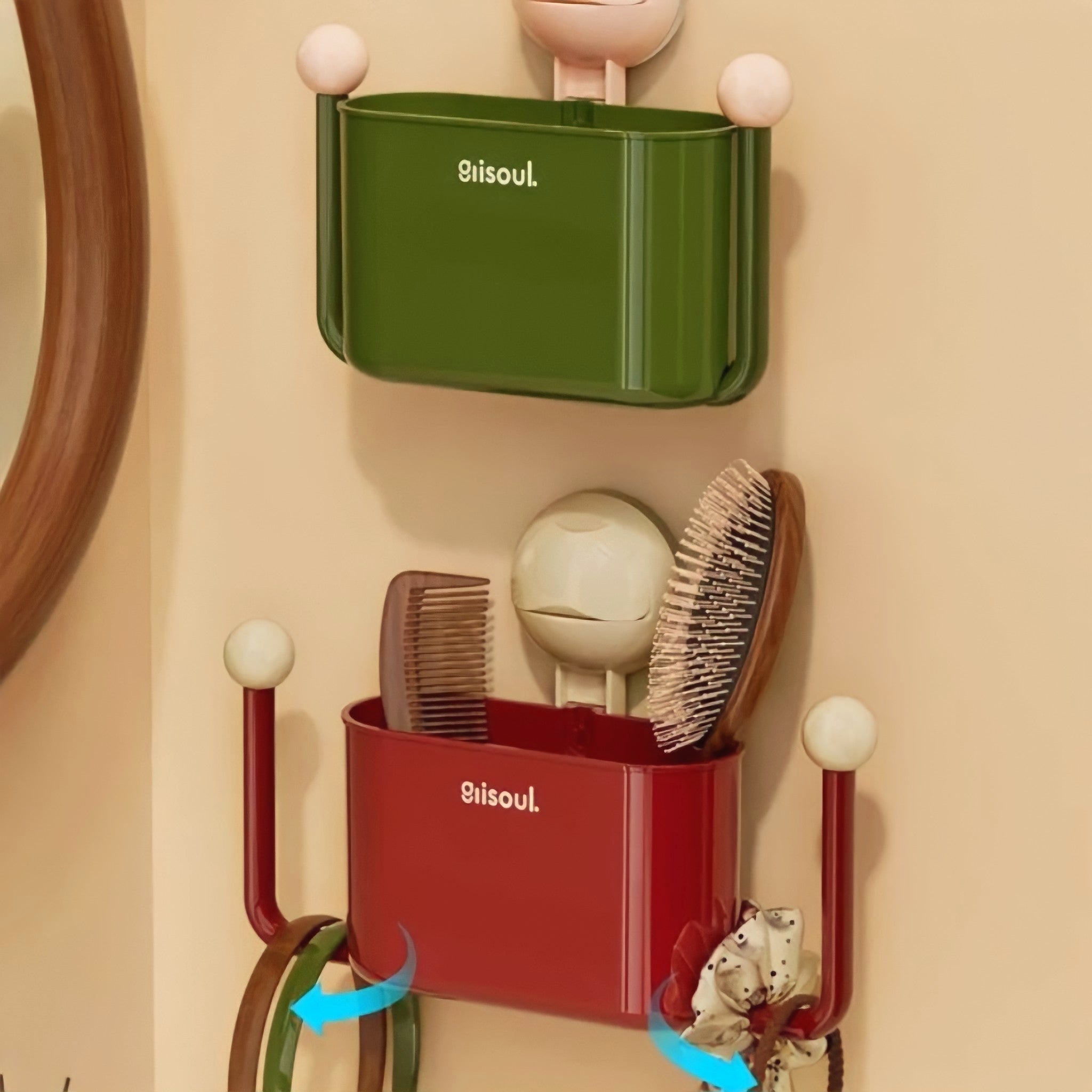 Suction cup wall-mounted storage