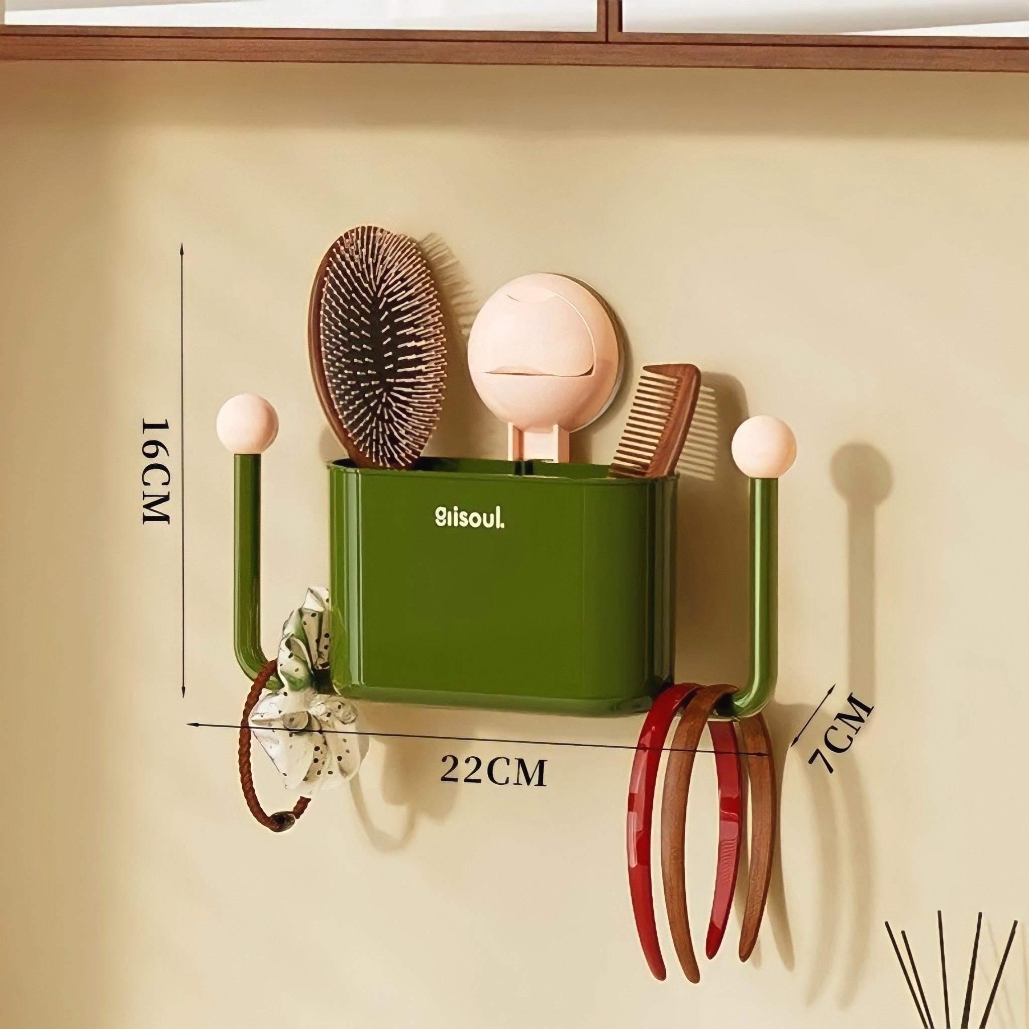 Suction cup wall-mounted storage