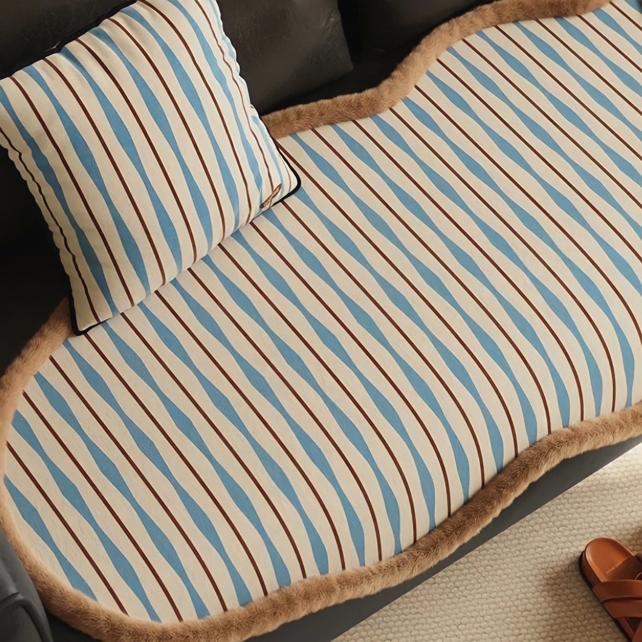 レトロウェーブストライプソファシートクッション　ブルー