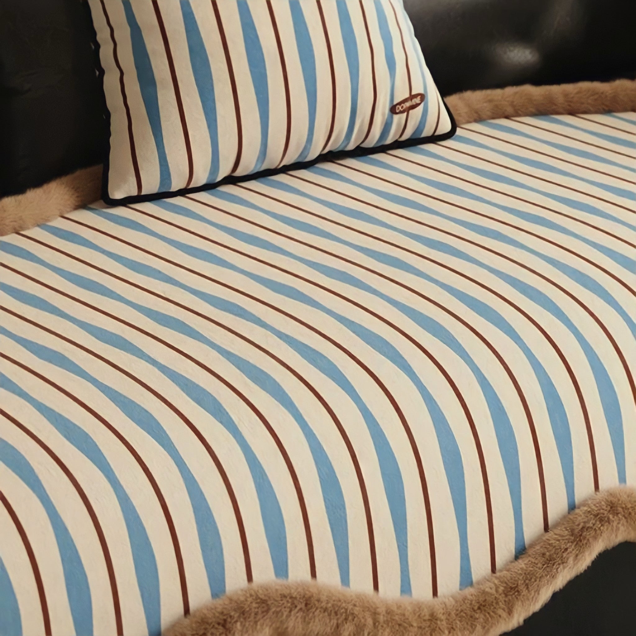 レトロウェーブストライプソファシートクッション　ブルー