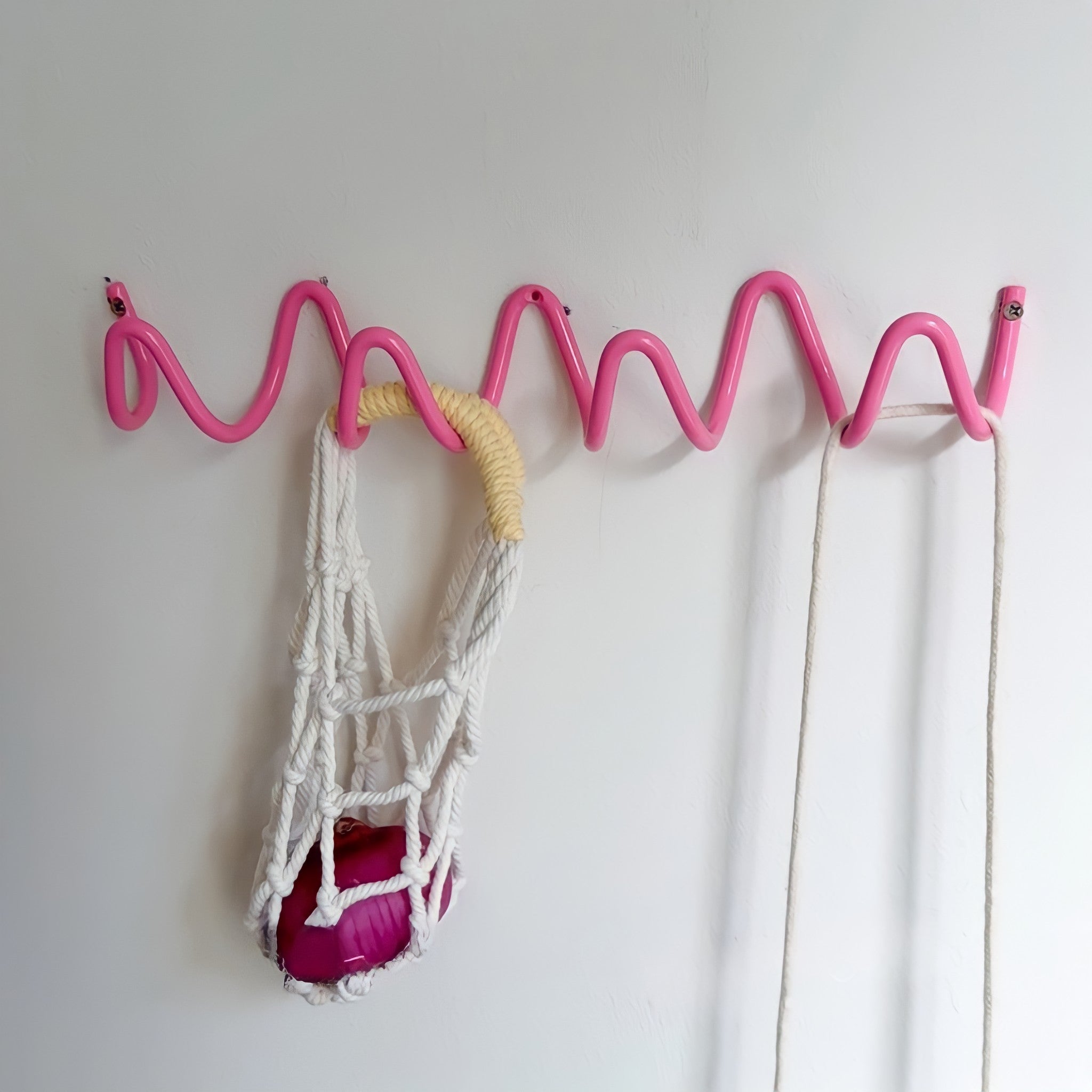 Wave Wall Hook Pink