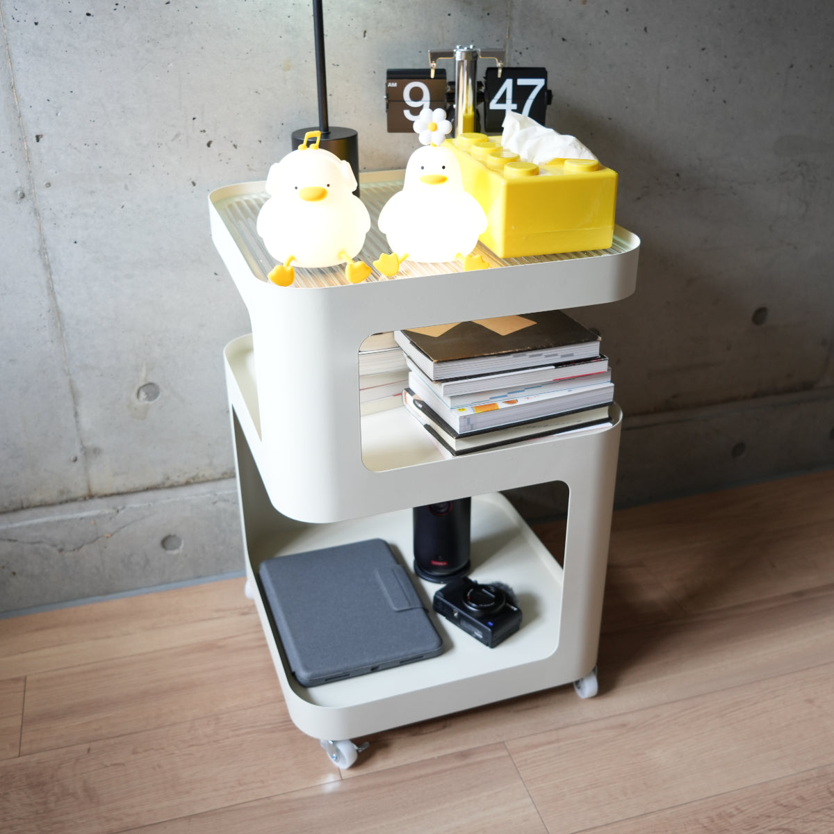 可動式スクエアサイド収納テーブル kocol