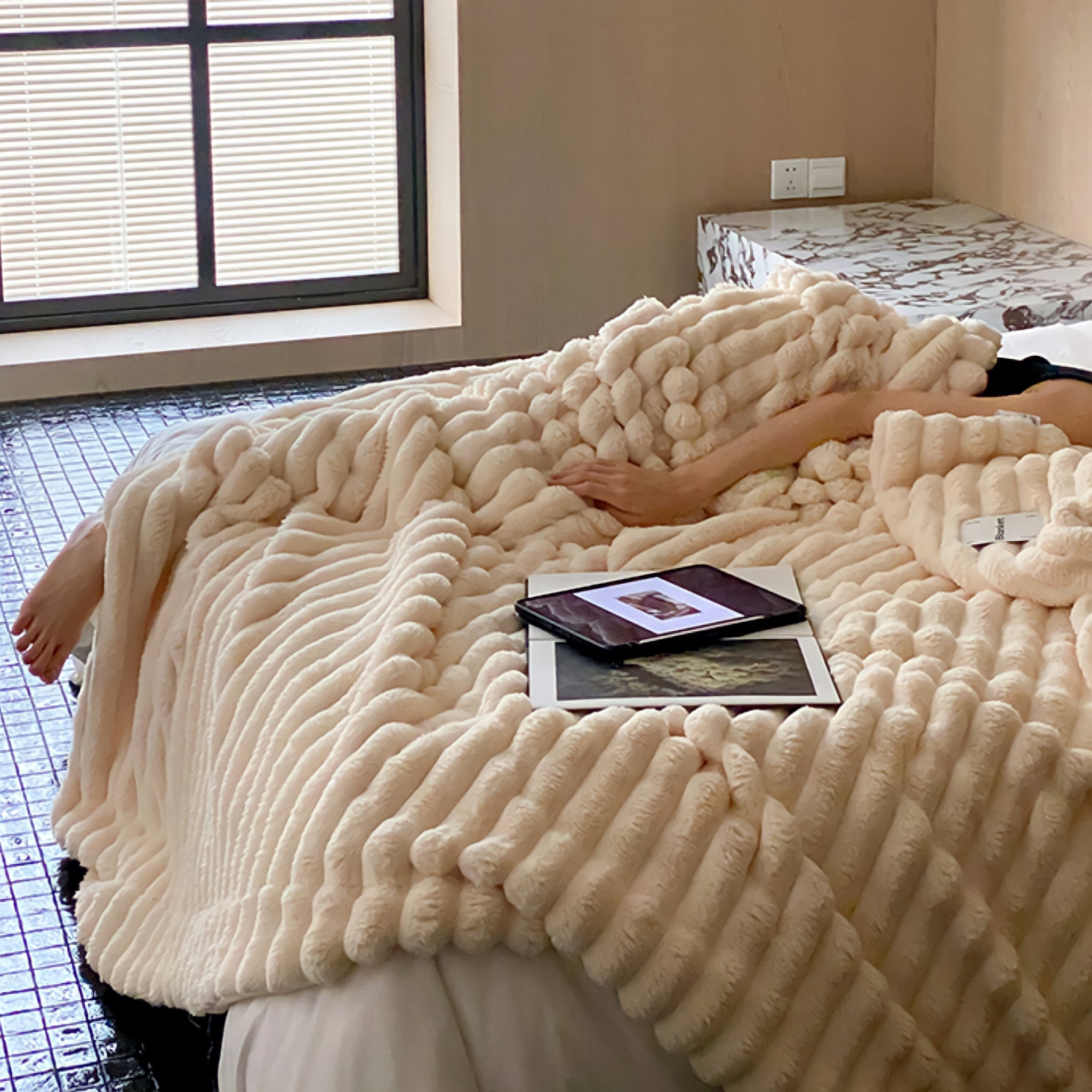 Colorful fluffy blanket 